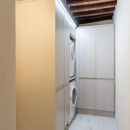 Villa The Liberties - Luxury In Old Town Barga
